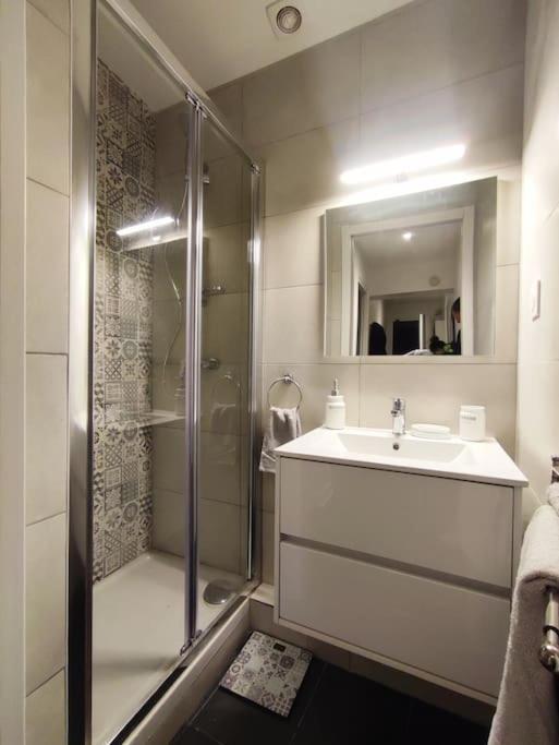 Appartement Proche Paris/Metro Asnières Esterno foto